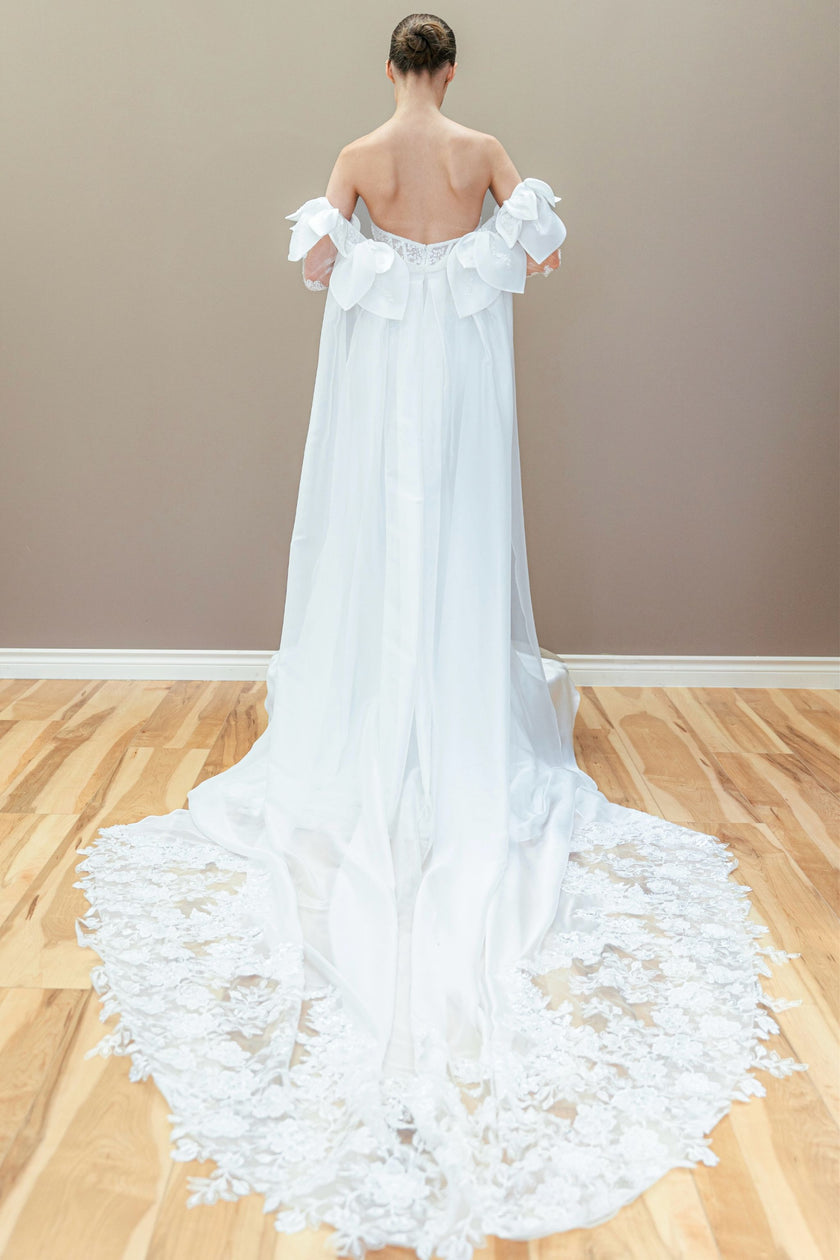 DC25.19 RAFFAELLA CARRA'